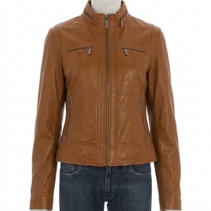 Blouson en cuir noir pour femme, style motard, fermeture éclair, col montant, tailles personnalisables - Product Image 3