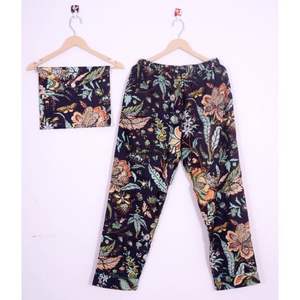 Conjunto de pijama de algodón con estampado floral para mujer, conjunto ligero de ropa para estar en casa, pijamas con estampado a mano, conjunto de ropa de dormir para mujer - Product Image 3