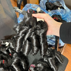 ขายร้อนล่าสุดการค้นหาด้านบน 2024 Bouncy Curlyร้อนผมหยิกของปีเวียดนามดิบต่อผมด้านหน้าวิกผมวิกผมหยิก - Product Image 4