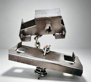 Nouveau support de roue de secours en acier robuste de type chaîne pour jantes de camion à 10 trous - Product Image 3