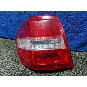 Feu arrière gauche d'occasion pour Mercedes Classe M A1649064200 - Product Image 2