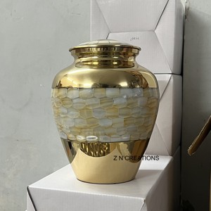 Urnas de Cremación de Nácar Premium para Cenizas Humanas, Urna de Latón con Incrustaciones de Nácar, Urnas de Cenizas de Latón Hechas a Mano de la India - Product Image 5