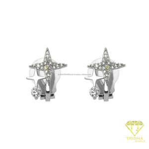 Elegantes Pendientes de Plata 925 con Diamantes Cultivados en Laboratorio, Detalle de Piedras Brillantes, Joyería de Lujo para Mujer, Venta al por Mayor y Minorista - Product Image 4