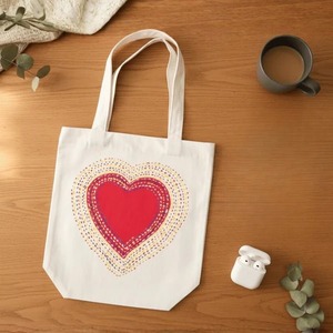 Sac fourre-tout en coton peint à la main avec motif cœur, qualité supérieure, fait main, sac à bandoulière artistique, disponible à la vente en gros - Product Image 5