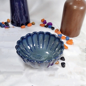 New Ceramic Bowl Deep Emerald Green High-Gloss Glaze Beautifully Crafted for Condiments Decorative <b>Display</b> Dining <b>Tables</b> - Product Image 6