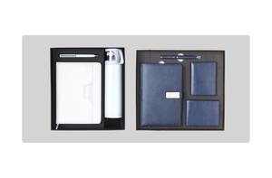 Ensemble cadeau d'affaires en cuir gaufré très demandé, stylo personnalisé, porte-clés, porte-cartes, cadeau promotionnel disponible au meilleur prix, Liviya - Product Image 3