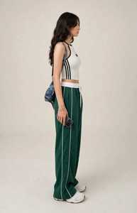Conjunto Deportivo 2 en 1 para Mujer, Top Corto sin Mangas y Pantalones Anchos Verdes, Corte Holgado con Cierre de Cremallera - Product Image 4