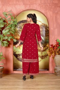 Salwar Kameez brodé bordeaux pour femme avec dupatta, tenue traditionnelle indienne et pakistanaise, coupe ample, longueur cheville, en coton, décontractée - Product Image 5