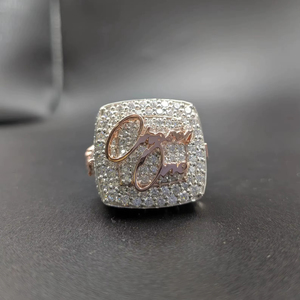 Anillo de Moissanita VVS de Corte Princesa de Calidad Premium, Chapado en Oro, con Claridad y Brillo Deslumbrantes, Anillo de Compromiso Perfecto, Precio de Exportación - Product Image 1