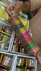 Juego de Brazaletes Acrílicos con Patrón Floral Colorido, Chapados en Oro, Joyería Étnica para Mujer, Accesorios de Moda para Bodas, Brazaletes con Tamaños Personalizados - Product Image 4