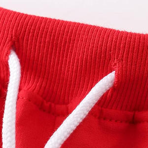 Shorts décontractés rouges, couleur unie, tricotés, avec cordon de serrage à la taille, respirants, coupe régulière, style taille mi-haute - Product Image 3
