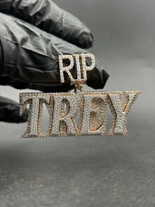 จี้รูปตัวอักษร RIP TREY ประดับคริสตัลและเพชรเทียมแบบไมโครอินเซิร์ท  เครื่องประดับแฟชั่นฮิปฮอปสำหรับทุกเพศ - Product Image 5