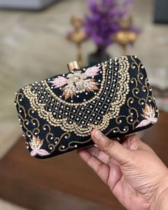 Bolsos de Noche de Diseño Bordados a Mano para Mujer, con Cristales y Diamantes de Imitación, para Fiestas y Bodas - Product Image 5