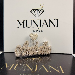 จี้เพชรโมอิสซาไนต์ VVS สุดหรู ชุบทองคำสีกุหลาบ สลักชื่อ Arabella ของขวัญสำหรับงานปาร์ตี้ เหมาะสำหรับสร้อยคอเพชรสุดหรู - Product Image 3