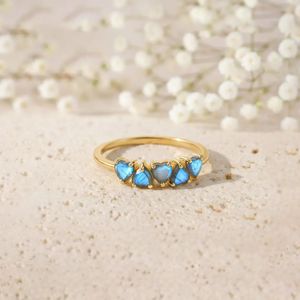 Bague Cœur en Labradorite Bleue de Luxe, Bague de Promesse Délicate, Faite à la Main en Argent Sterling Plaqué Or, Cadeau d'Anniversaire pour Elle - Product Image 5