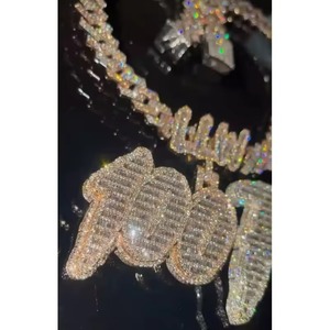 จี้เพชรโมอิสซาไนต์ VVS แบบ Iced Out สั่งทำชื่อได้ ตัวอักษรประดับทอง 18K ชุบไมโครเพฟ สไตล์ฮิปฮอป เครื่องประดับแร็ปเปอร์ จี้บลิงค์สำหรับผู้ชาย - Product Image 2
