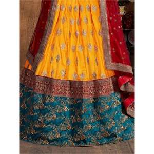 Soie Banarasi brodée vert sarcelle et jaune Lehenga Choli - Product Image 1