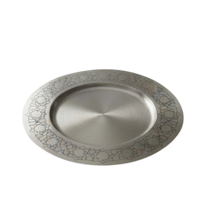 Assiette de service en acier inoxydable avec bordure gravée argentée pour mariage, restauration et restaurants - Product Image 3