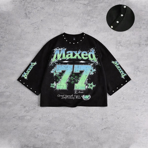 Camiseta de verano DTG con tachuelas, diseño personalizado, serigrafía, 240 g/m², 100 % algodón, tela gruesa, camiseta holgada de corte cuadrado para hombre. - Product Image 3