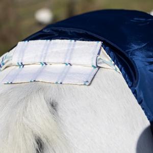 Couverture pour chevaux en promotion, personnalisable, respirante, imperméable, pour l'hiver, avec doublure en nylon et coque en tissu - Product Image 6