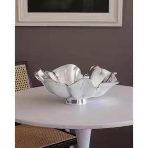 Bol en aluminium moulé en forme d'étoile de mer dorée, en métal poli, fait main, plat de service décoratif, style glamour, idéal pour offrir - Product Image 6