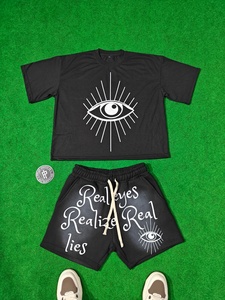 Conjunto de Camiseta y Pantalones Cortos de Verano para Hombre, Estilo Urbano, Algodón, Corte Regular, Cuello Redondo, Manga Corta, Real Eyes Realize Real Lies - Product Image 2
