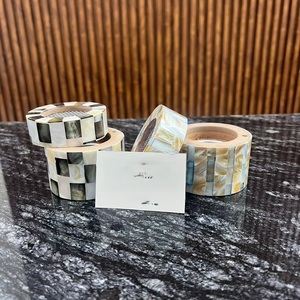 Quemador de Incienso de Bambú Elegante con Incrustaciones de Madreperla, Hecho a Mano, para Incienso Indio Religioso y Aromatización del Hogar - Product Image 1