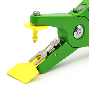 Aplicador de Etiquetas para Ganado de Acero Inoxidable Reutilizable de Alta Resistencia con Mango Ergonómico para la Identificación de Animales y Cabras - Product Image 3