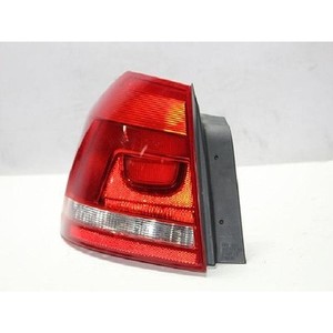 ไฟท้ายรถยนต์ Passat มือสอง ซ้าย รุ่น 561945095C - Product Image 2
