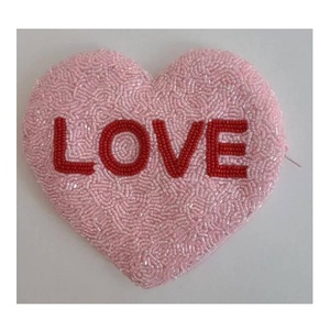 Porte-monnaie perlé fait main éco-responsable au design moderne, fermeture éclair, taille mini pour femme - Rangement pour pièces de monnaie, espèces et cartes - Product Image 2