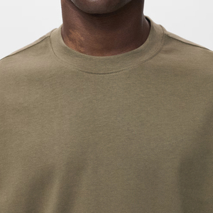 Camiseta de hombre con hombros caídos, nueva moda, precio económico OEM, súper calidad, logotipo/colores personalizados, camiseta de hombre con hombros caídos, tendencia top. - Product Image 5