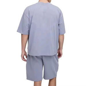 Ensemble de survêtement léger haut de gamme pour l'été, style streetwear, personnalisable, avec t-shirt à col rond et manches courtes, imprimé, pour homme - Product Image 2