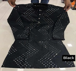 Kurta étnica de seda Banglori para hombre con adornos de espejos, diseñada para bodas, eventos festivos y ocasiones especiales. - Product Image 2