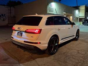 Audi Q7 Premium Plus 55 TFSI Usado 2025 - Product Image 5