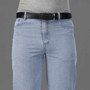 Pantalones de Mezclilla para Hombre, Corte Recto, Estampado Personalizado, Diseño Sólido, Invierno, Alta Calidad, Precio al por Mayor, OEM, Transpirables, Ecológicos, de Secado Rápido - Product Image 3