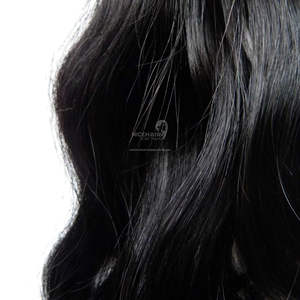 Cheveux Remy 100% vierges bruts, cuticules alignées, ondulations naturelles, provenant de sources vietnamiennes et asiatiques slaves, vente en gros - Product Image 2