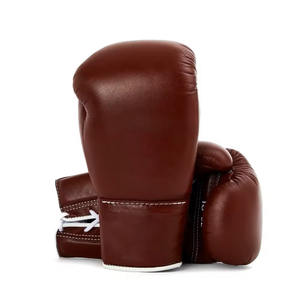 ถุงมือชกมวยหนังแท้คุณภาพระดับมืออาชีพ แบบผูกเชือก ปรับแต่งได้ พร้อมโลโก้สั่งทำ สำหรับฝึกซ้อมและแข่งขันคิกบ็อกซิ่ง รุ่น CP-BG-61 - Product Image 1