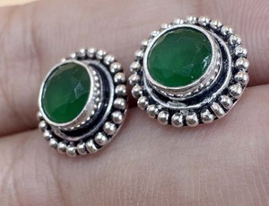 Boucles d'oreilles fines en argent sterling 925 avec onyx vert rond fait main, serti clos, pierre précieuse de 8 mm, pour soirée - Product Image 5