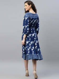 Robe midi trapèze florale en rayonne pour femme – Tendance, élégante et décontractée pour les occasions festives – Robes longues une pièce pour femme style Western - Product Image 5