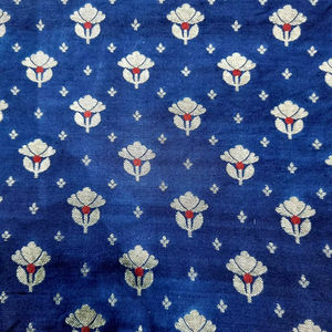 Tissu luxueux en pure soie chiniya - Product Image 1