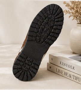 Chaussures habillées pour hommes en cuir véritable à imprimé vache, bout rond, à lacets, respirantes, toutes saisons, semelle extérieure en caoutchouc, semelle intermédiaire en EVA - Product Image 4