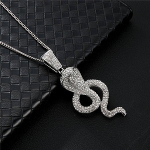 Colgante de Serpiente de Moissanita Chapado en Oro de Lujo para Hombre, Joyería Hip Hop Icy Bling con Colgante de Animal - Product Image 3