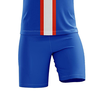 Uniforme de fútbol con costuras reforzadas diseñado para mayor comodidad y durabilidad en el campo - Product Image 4