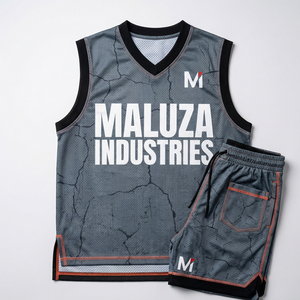 Ensemble de maillot et short de basket-ball personnalisé par sublimation, séchage rapide, respirant, impression intégrale, design de logo personnalisé - Product Image 1