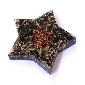 Pendentif Orgone en Agate Rouge et Jaspe avec Breloque Métallique de Guérison, Éclats de Pierres Précieuses Naturelles, Fait Main, Écologique, Forme Artisanale, Inde (Gujarat) - Product Image 2