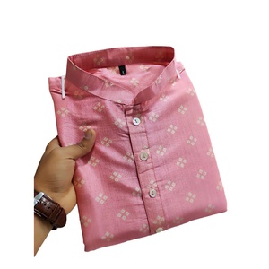 VÊTEMENTS DE FORME PURE SOIE IMPRIMÉE TRAVAIL POUR HOMME KURTA AVEC PAYJAMA ROSE CLAIR - Product Image 1