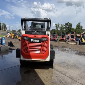 Chargeuse compacte sur chenilles Bobcat T86 puissante, moteur diesel, haute efficacité opérationnelle, excellente force de levage, fonctionnement fluide - Product Image 1