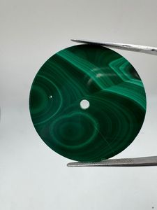 Cadran de montre classique élégant vintage de luxe en pierre de malachite verte naturelle, coupe plate, 37 mm, épaisseur 0,6 mm, trou central de 2 mm - Product Image 4