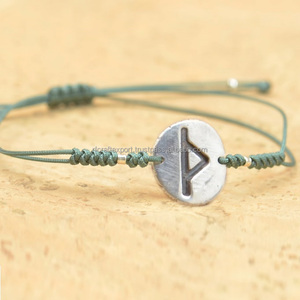 Bracelet Vintage Viking Laguz Rune fait à la main pour hommes et adolescents forgé Bracelet manchette bijoux - Product Image 5