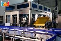 Machine monobloc 3 en 1 (lavage, remplissage, bouchage) pour bouteilles en plastique, grande capacité 4000BPH-24000BPH, avec certificat CE